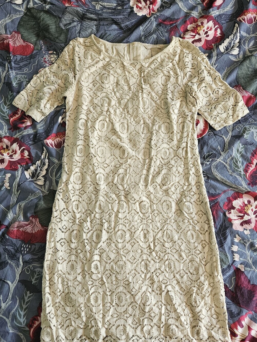 Banana Republic Cream Lace Dress